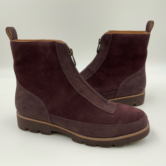 Vionic Other - Vionic Estilo Chocolate Suede Outdoor Booties. Women’s size 8.